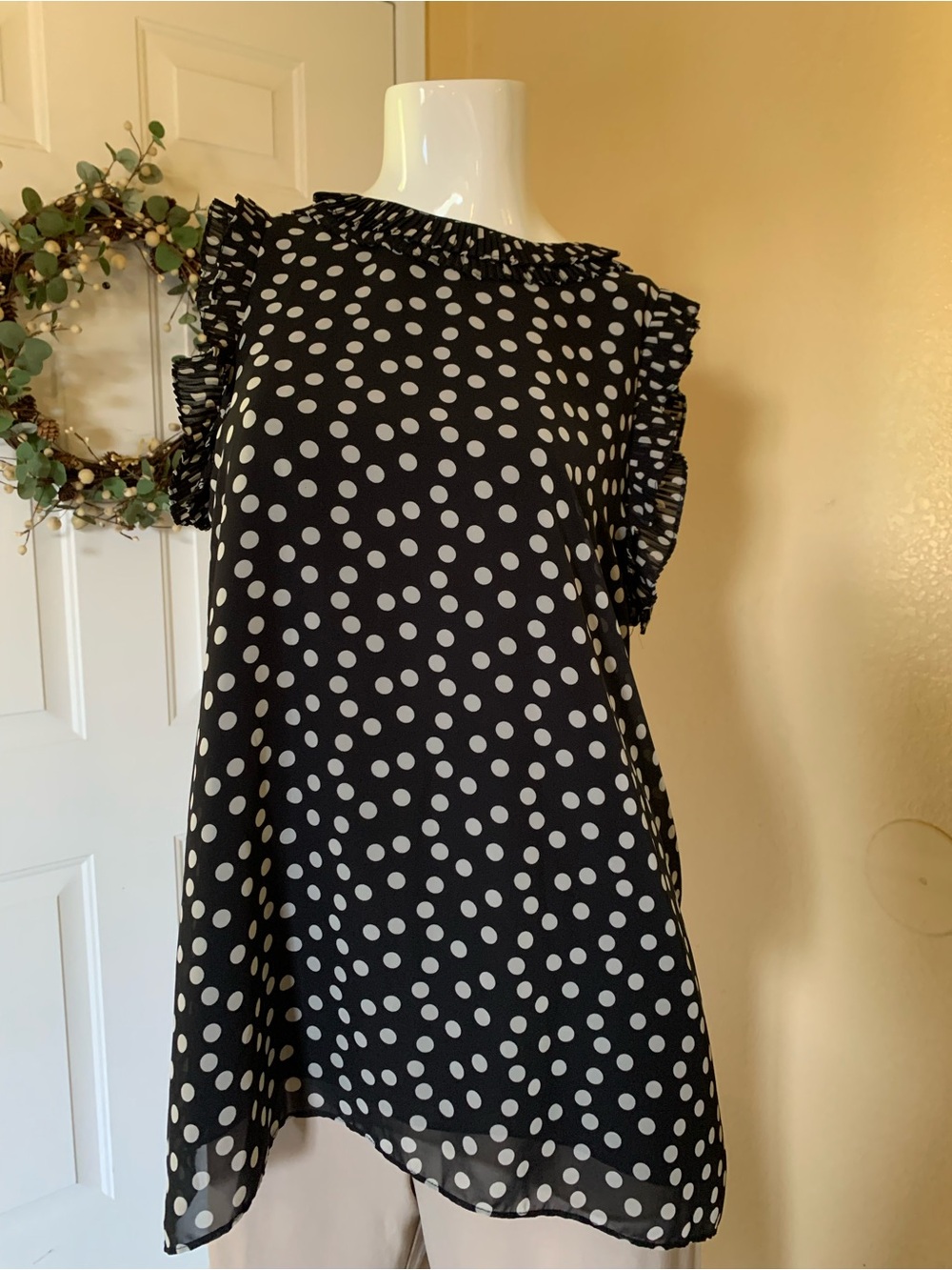 Max Studio Black & White Polka Dot Top with Ruffle Sleeves